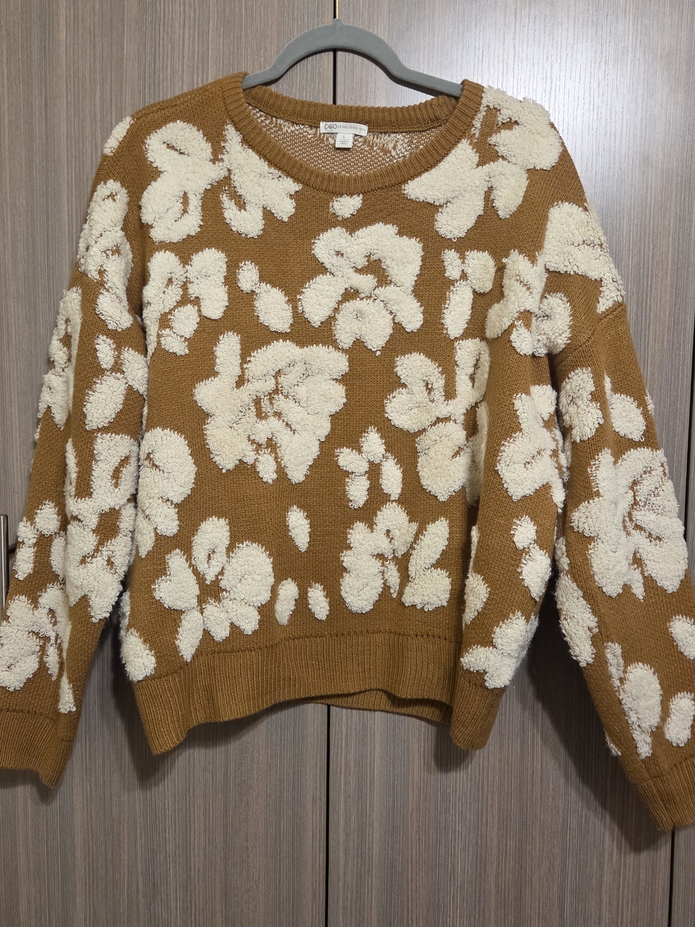 Stylish Women’s Floral Crewneck Sweater